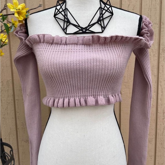 Pretty little thing Crop sweater soft knitted ruffles - Picture 2 of 11